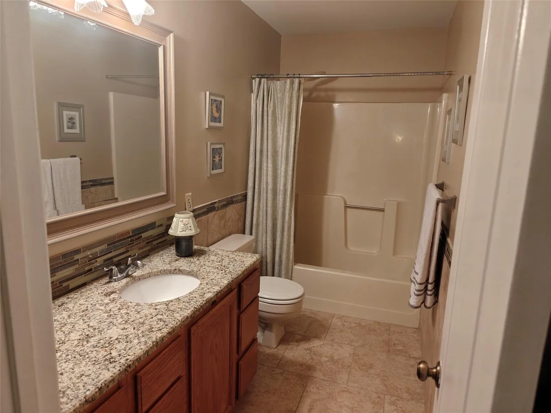 Photo of 5210 Cliff Haven Drive
