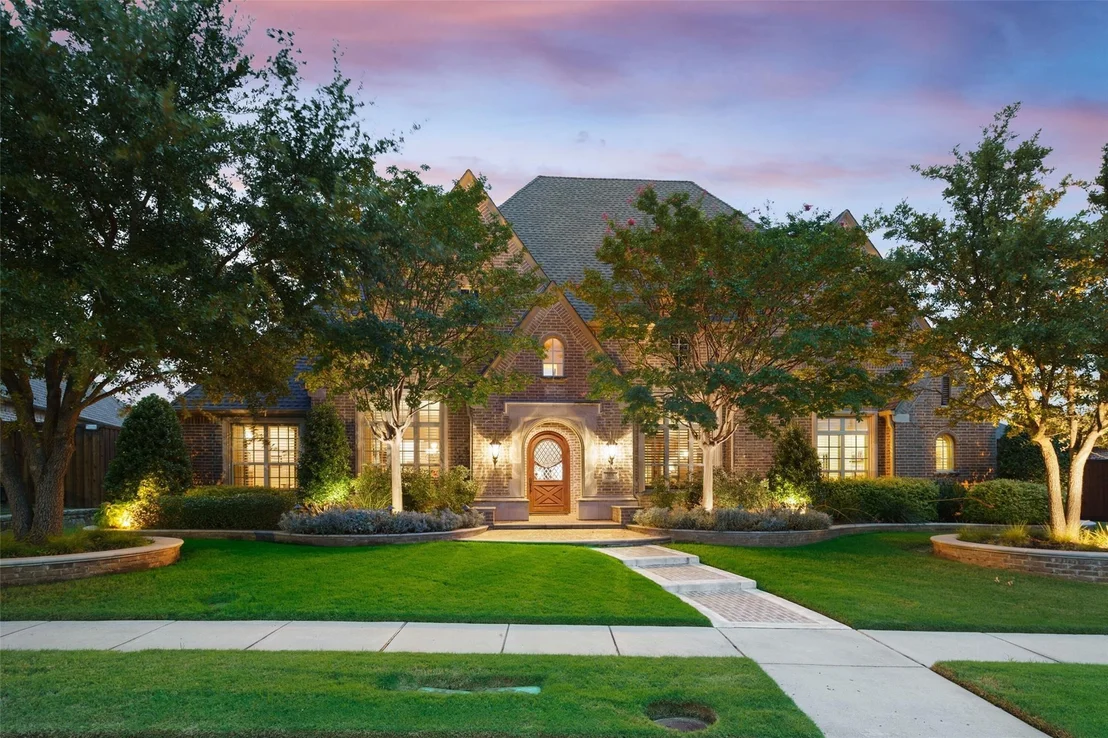 Photo of 1819 Truscott Lane