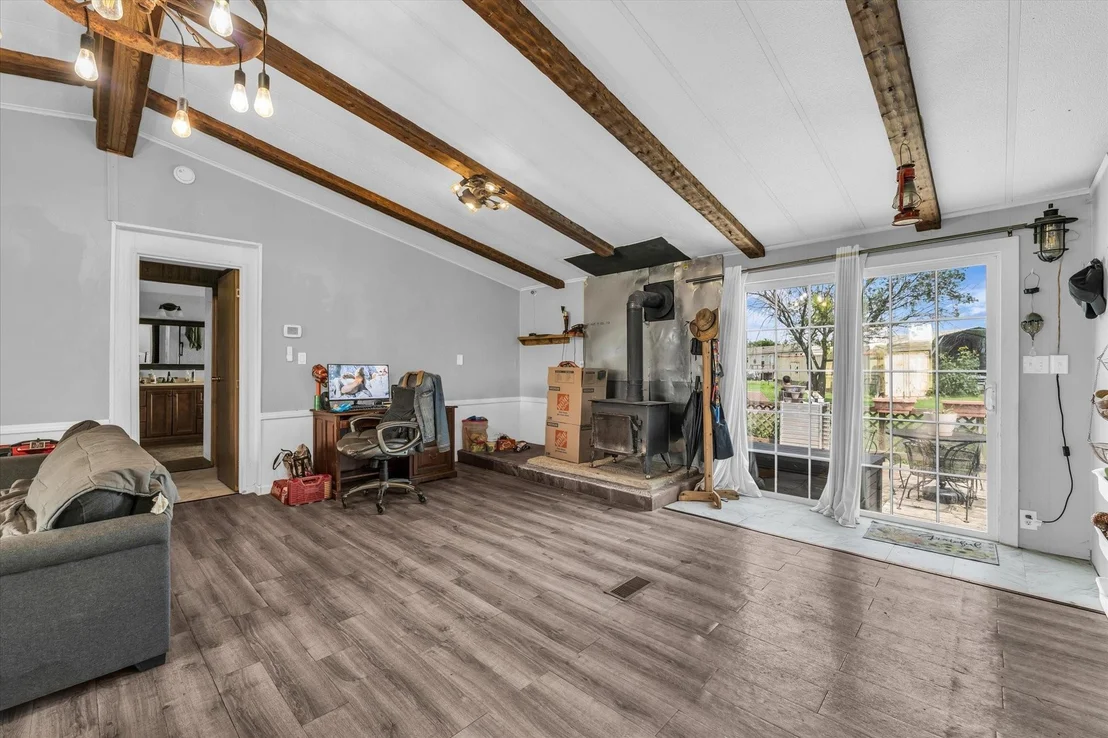 Photo of 1524 County Road 1107B