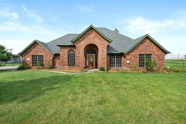 Photo of 14000 Prairie Circle