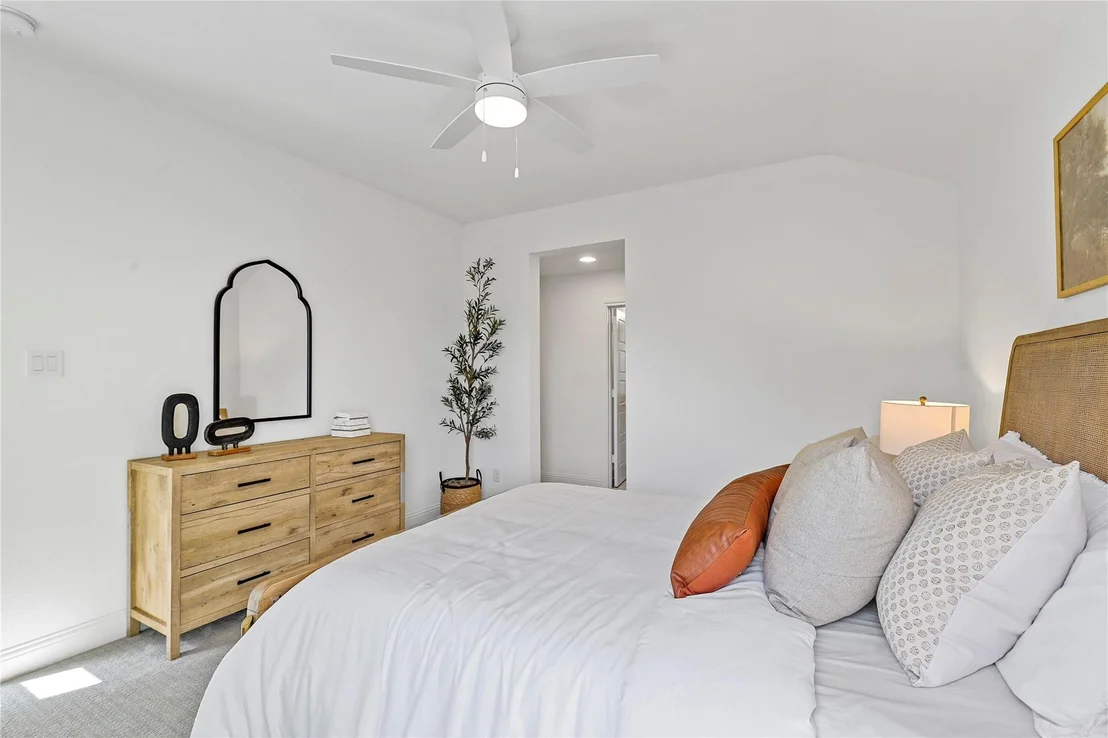 Photo of 406 Sunset Lane