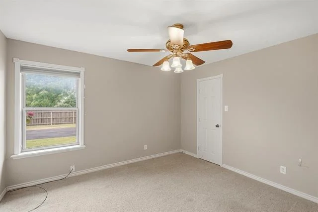 Photo of 165 Sanford Lane