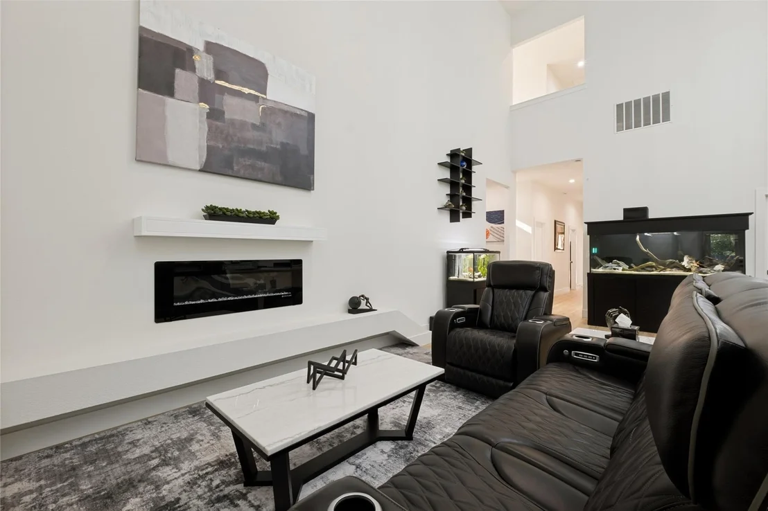 Photo of 4215 Canada Drive