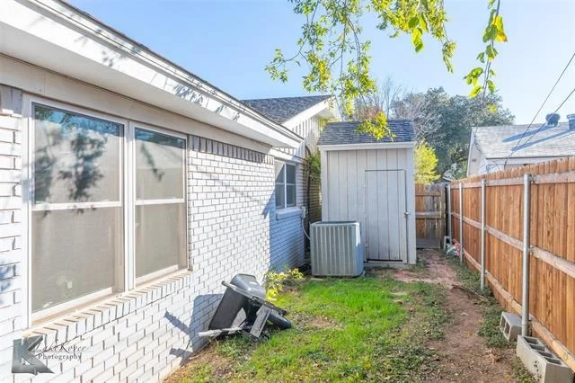 Photo of 2310 Hollis Drive