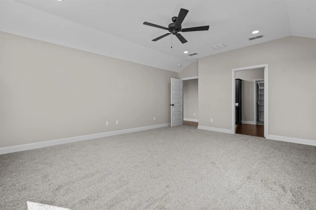 Photo of 16517 Crossing Circle