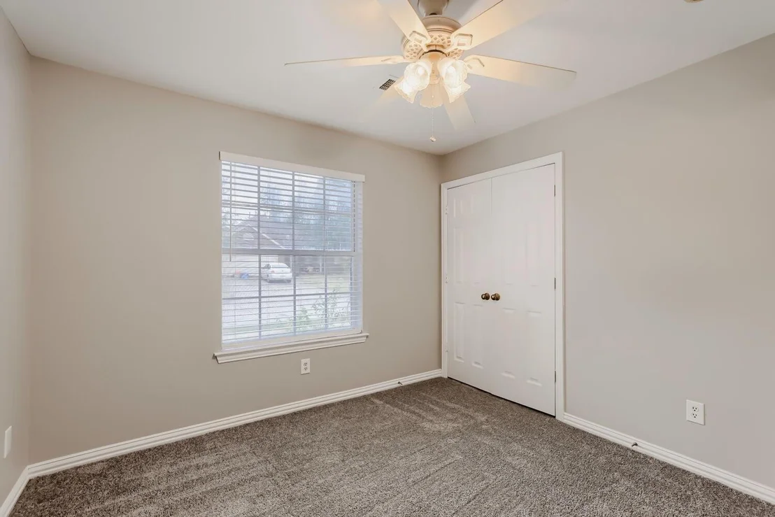 Photo of 127 Villanova Circle