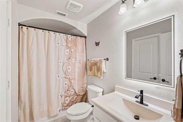 Photo of 2812 Waverley Drive