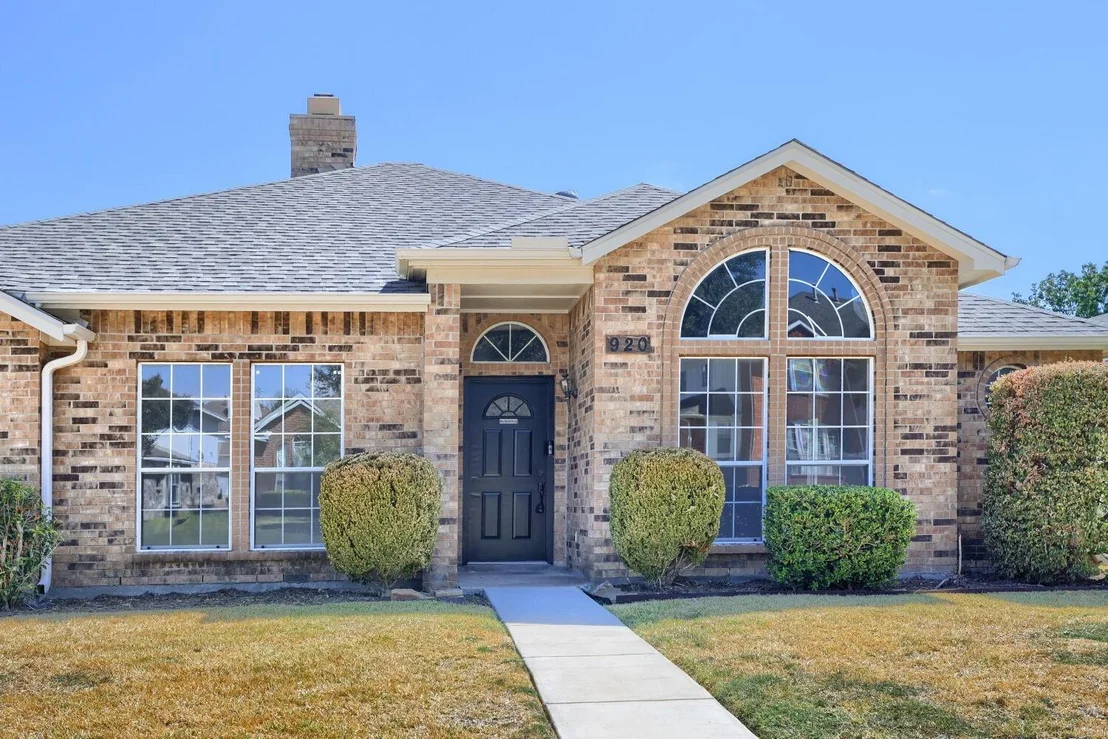 Photo of 920 Jacksonhole Lane