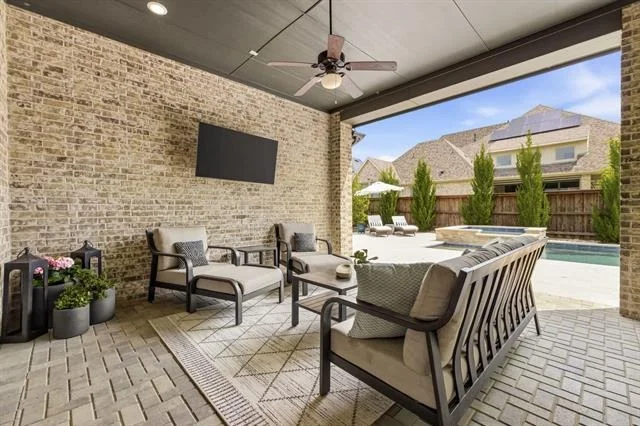 Photo of 6068 Manderlay Drive