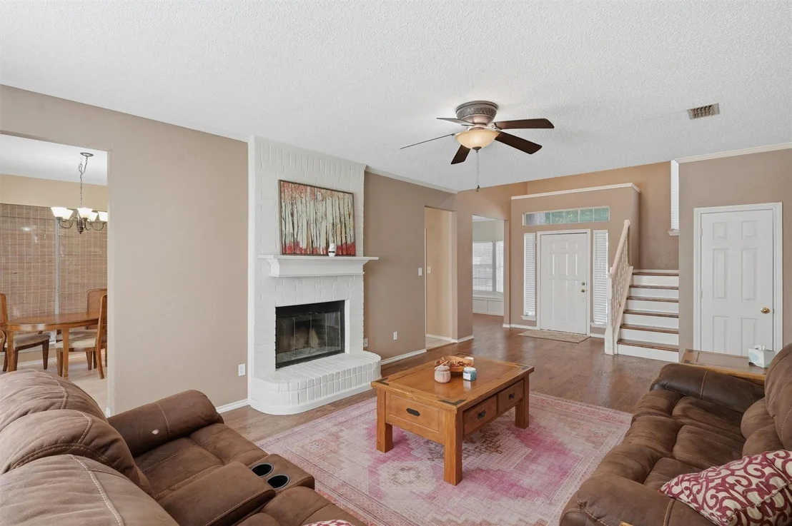Photo of 609 Carette Drive