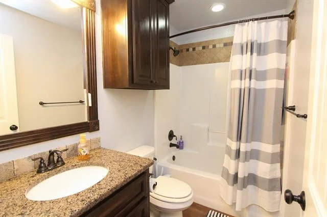 Photo of 102 Bear Creek Drive