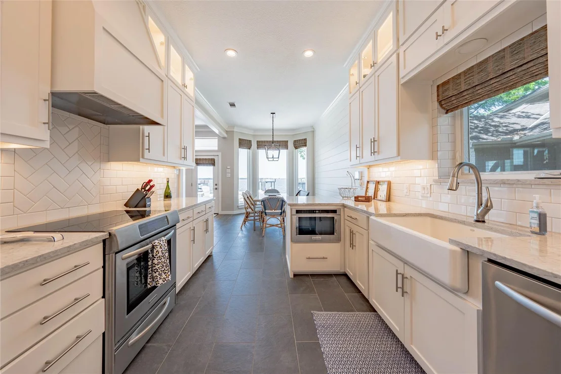 Photo of 684 Enchanted Isles Drive