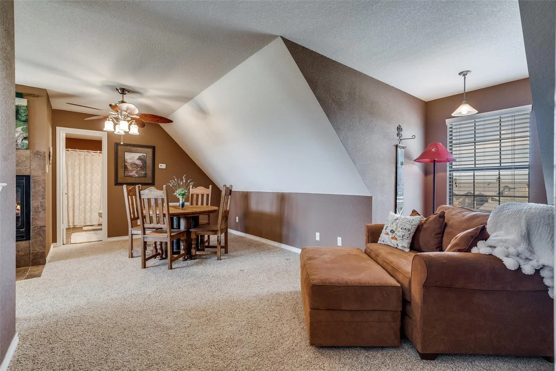 Photo of 1102 Eagle Point Circle