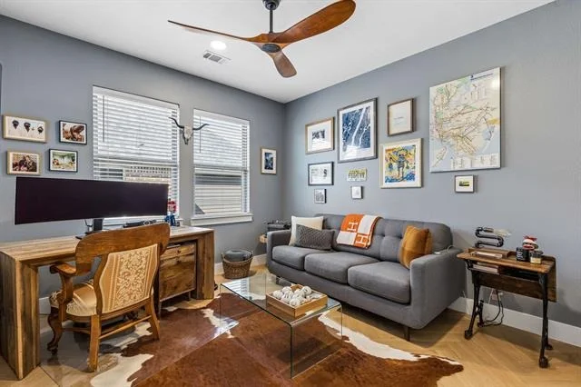 Photo of 5717 Riverside Lane