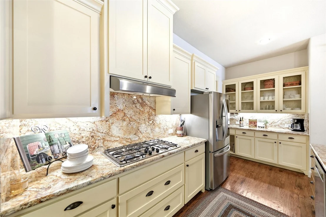 Photo of 7205 Darrow Drive