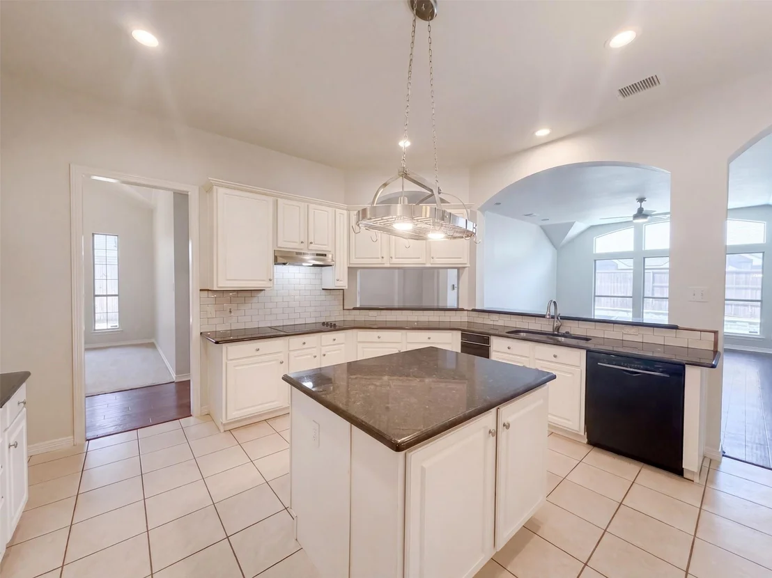 Photo of 6 Cimarron Court
