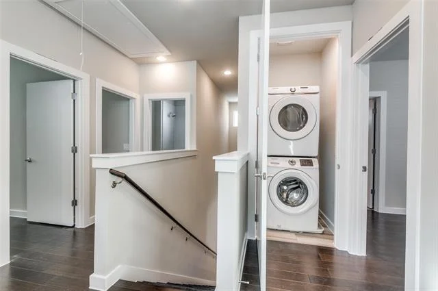 Photo of 1225 Crownview Lane