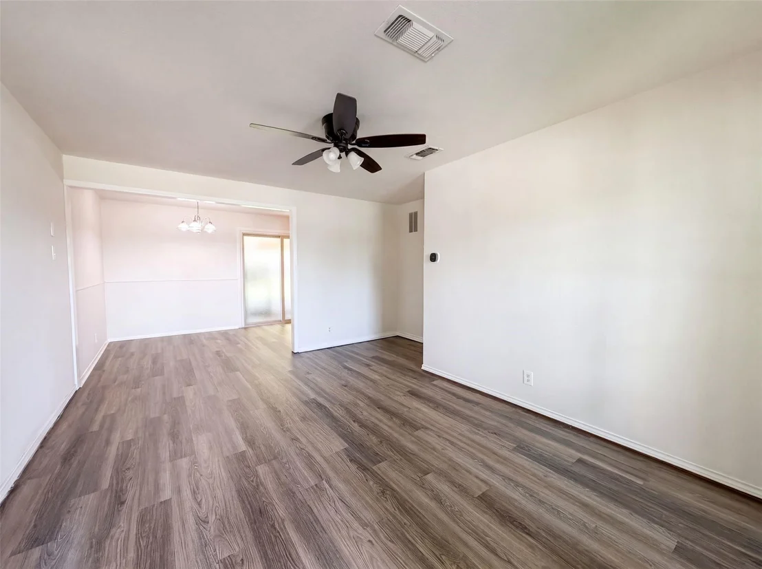 Photo of 2549 Steven Drive