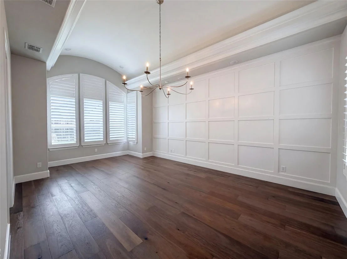 Photo of 820 Hawk Wood Lane