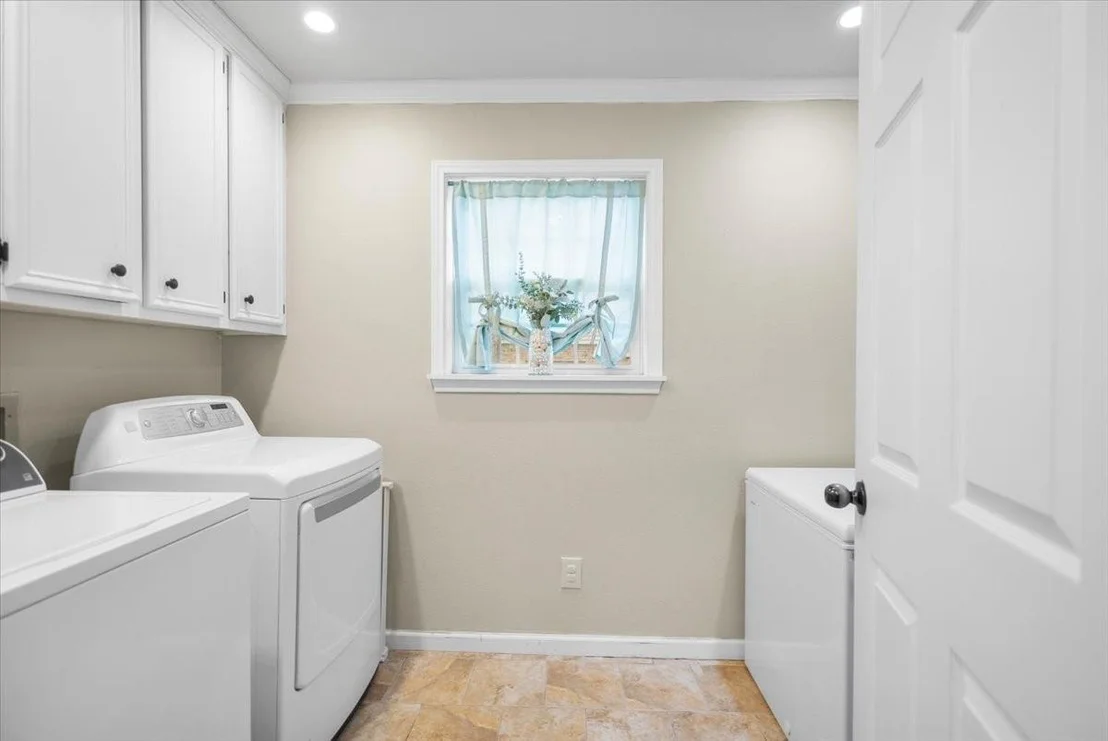Photo of 1327 BRIDLE PATH Lane