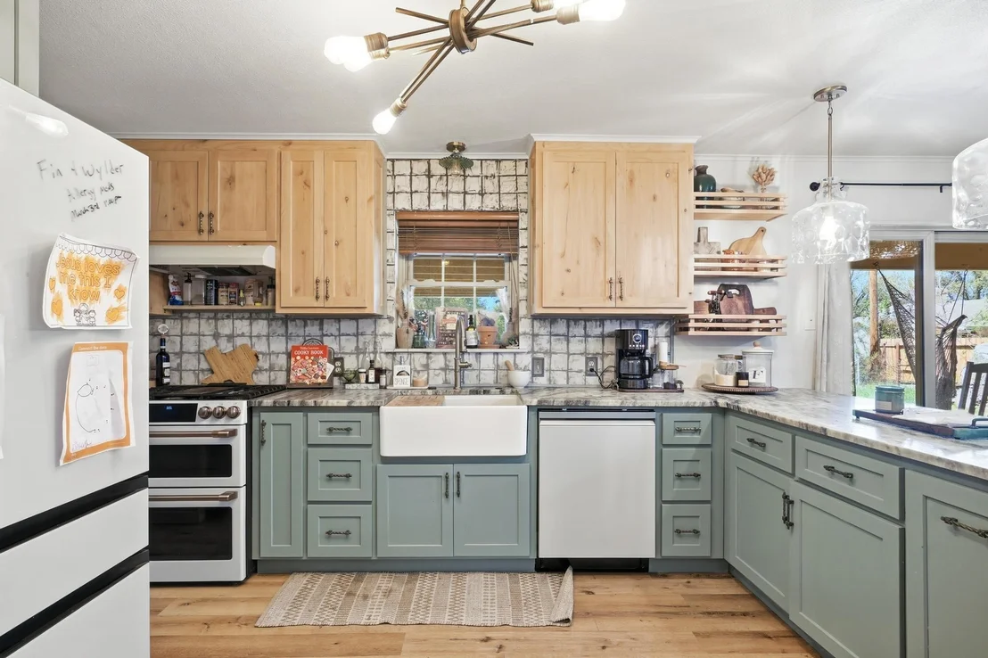 Photo of 1306 Westhill Lane