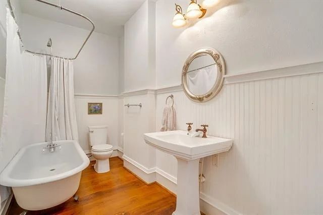 Photo of 2012 Fairmount Avenue