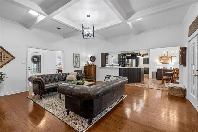 Photo of 3000 Chimney Hill Drive
