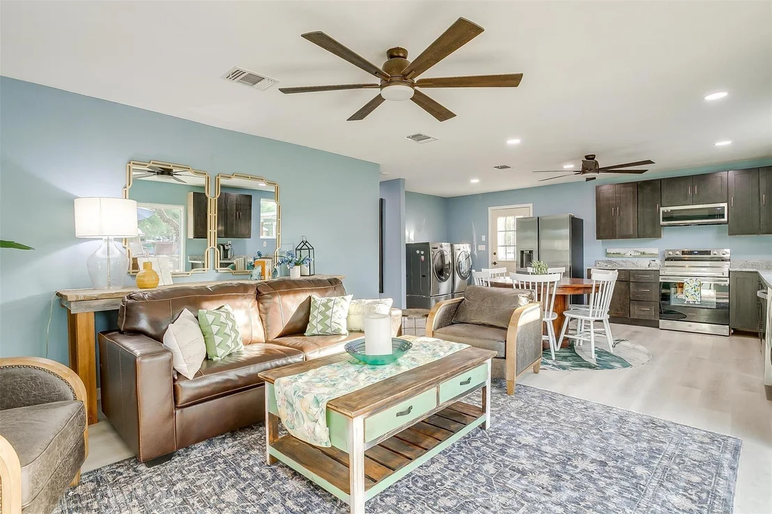Photo of 520 Deer Trail