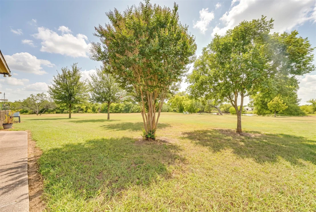 Photo of 1155 Boase Way