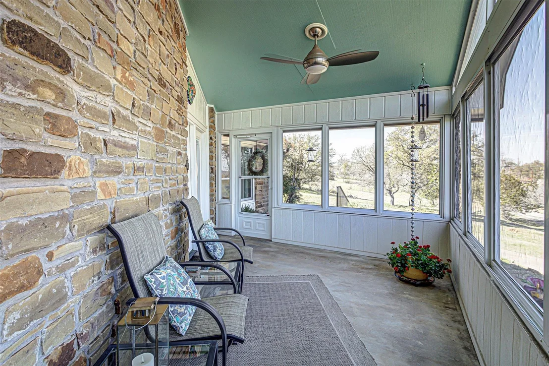 Photo of 507 Mountain Drive