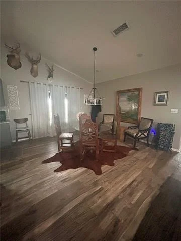 Photo of 6037 Bluebird Lane