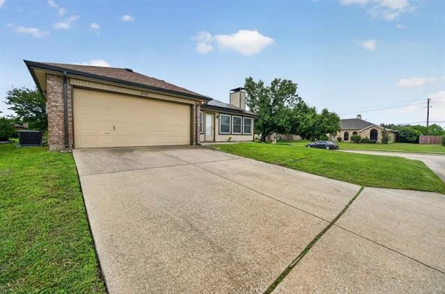 Photo of 2505 Ash Creek