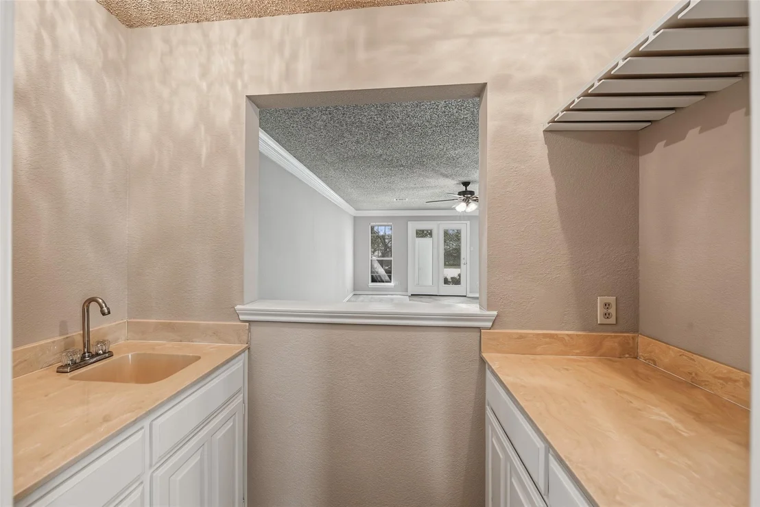 Photo of 1500 Arrowhead Drive
