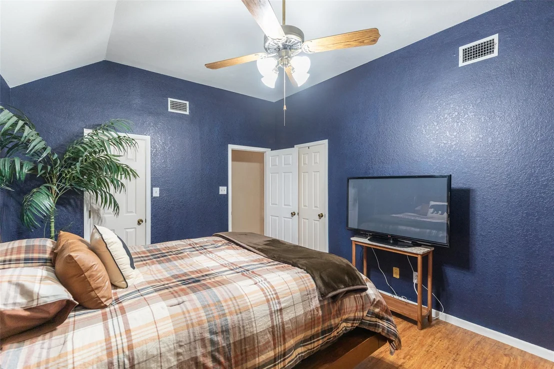 Photo of 3166 Constitution Avenue