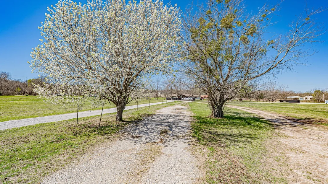 Photo of 528 Stonegate Drive