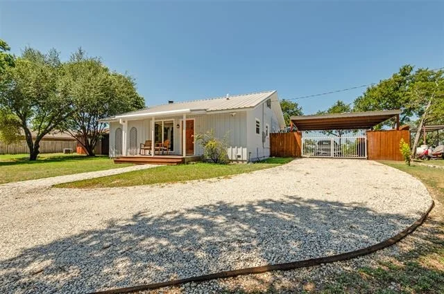 Photo of 111 Live Oak Drive