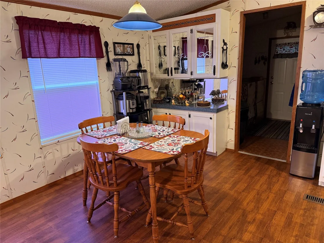 Photo of 383 Randall Ave