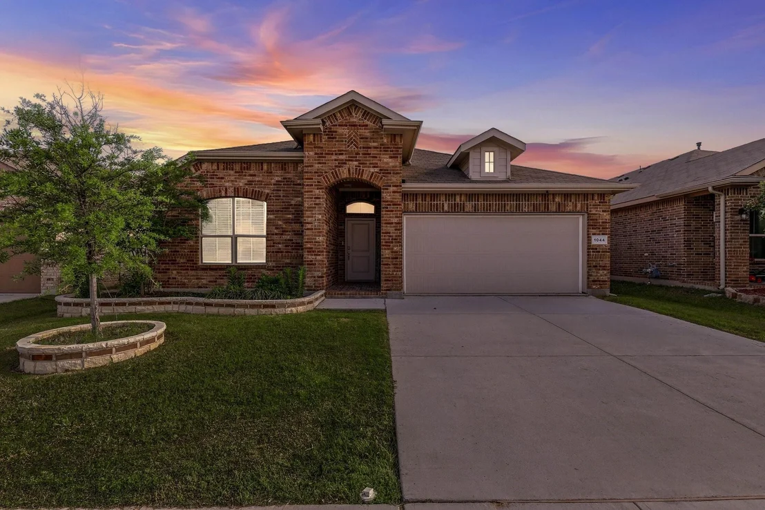 Photo of 1044 Blackhorse Trail