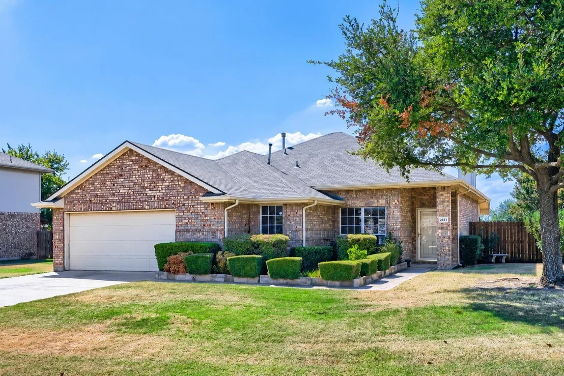 Photo of 2851 Cobblestone Drive