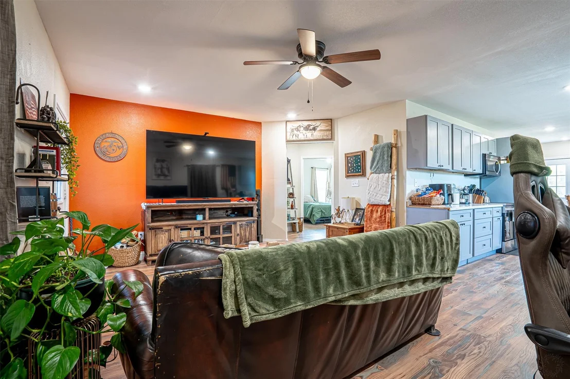 Photo of 166 Private Road 1404