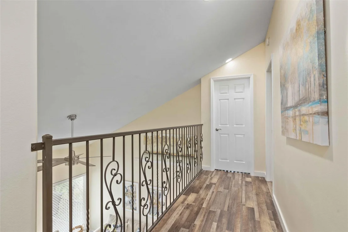 Photo of 201 Cove Circle