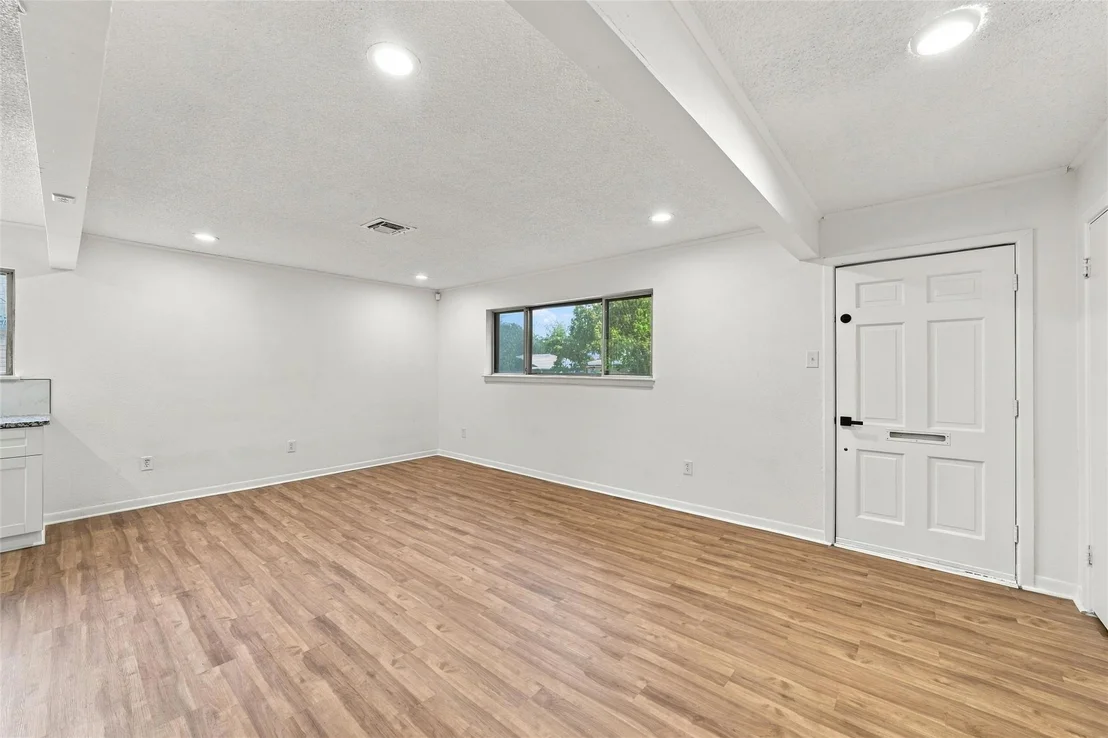 Photo of 1720 Mountainview Drive