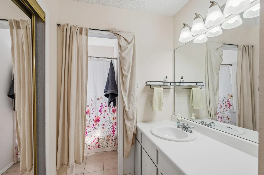 Photo of 419 Buffalo Drive
