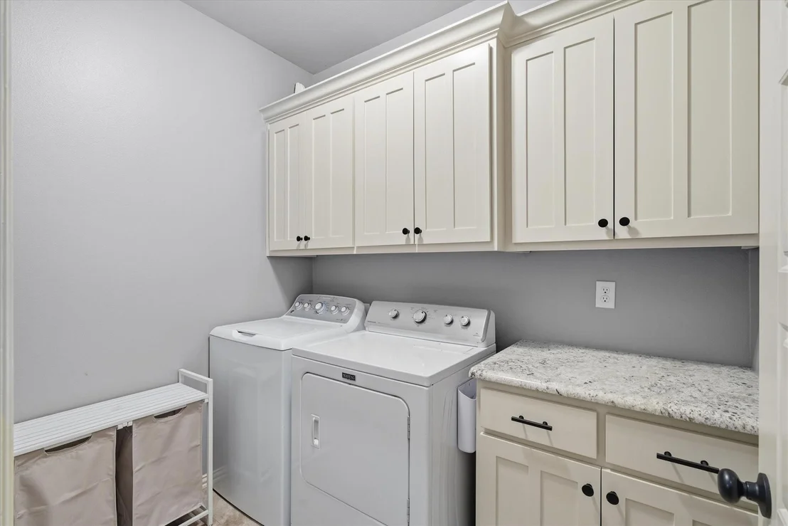 Photo of 3123 Oak Bend