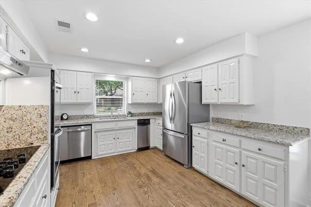 Photo of 1100 Yorkshire Drive