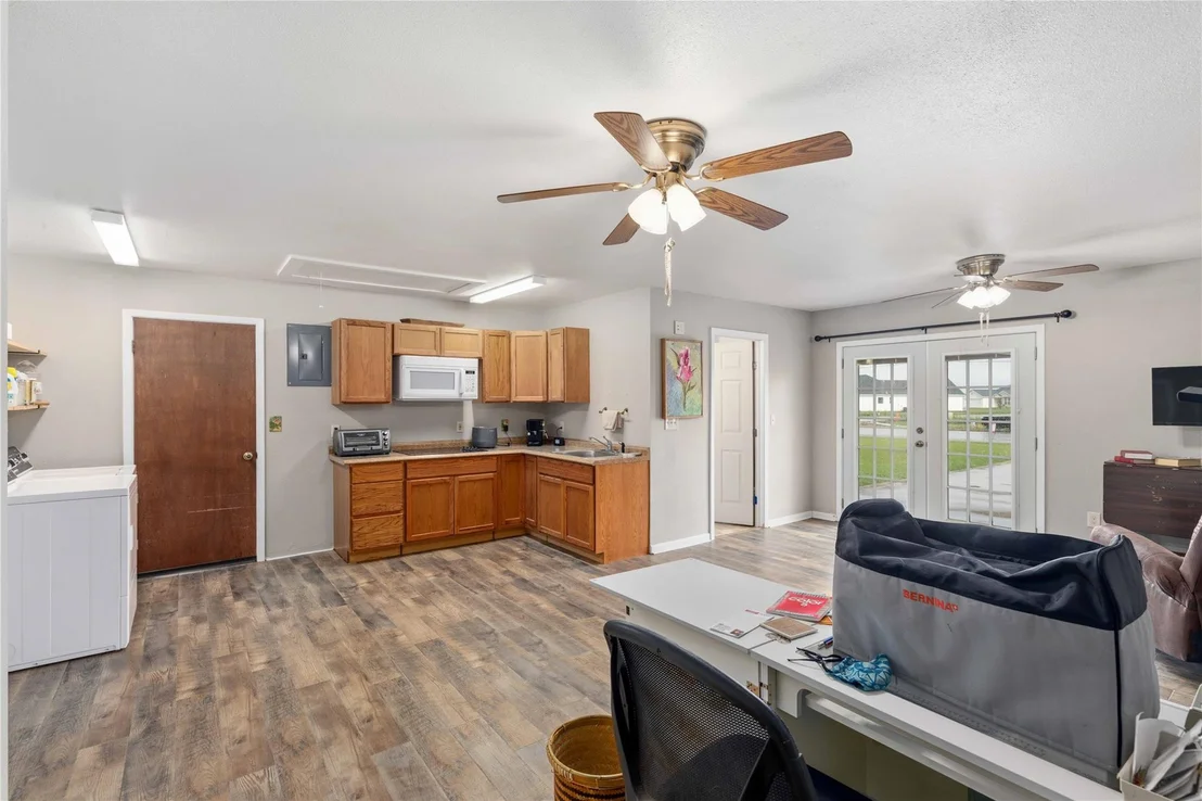 Photo of 205 longhorn dr