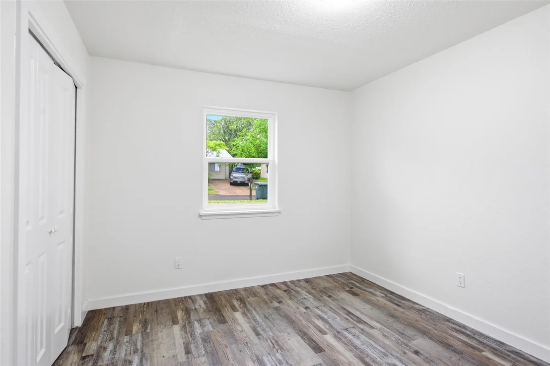 Photo of 119 South Drive