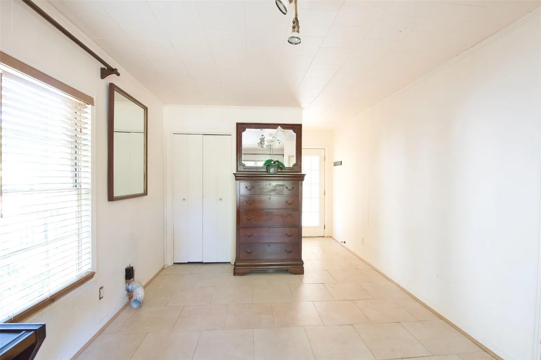 Photo of 819 Pecan Street