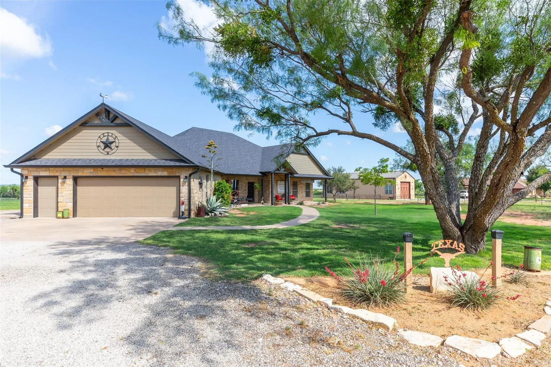 Photo of 218 County Road 256