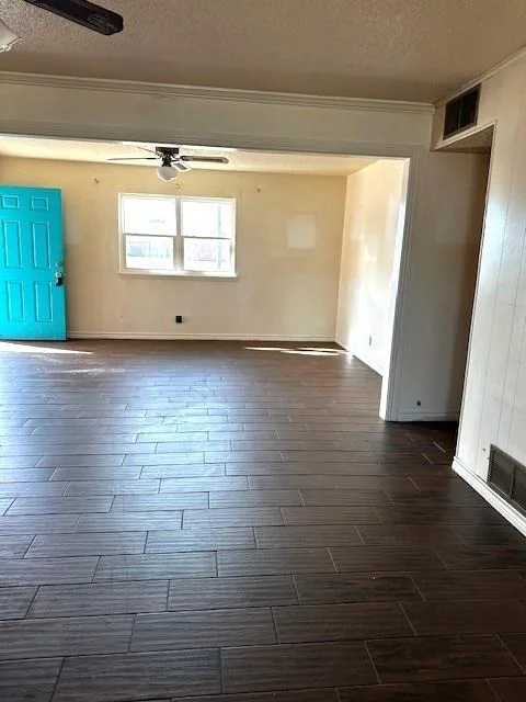 Photo of 123 E McCaulley Avenue